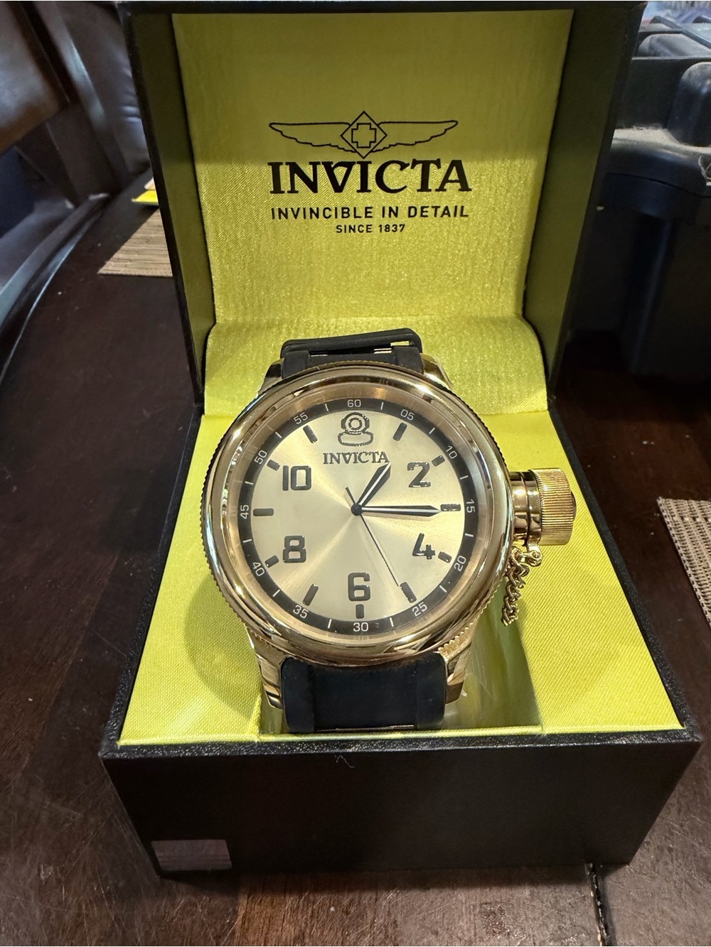 Invicta Gold and Black Men's Chronograph-Style Watch